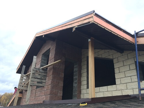 Подшивка свесов крыши в Могилеве